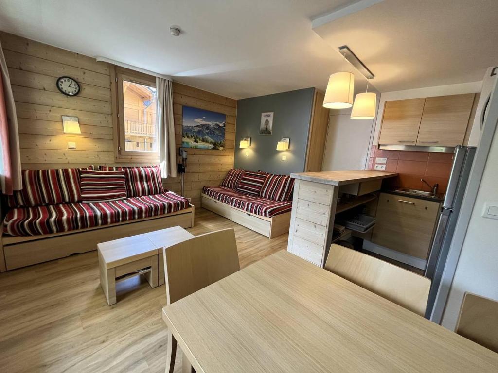 Charmant appartement 2 pièces à La Plagne, balcon ensoleillé, 5 couchages - 3