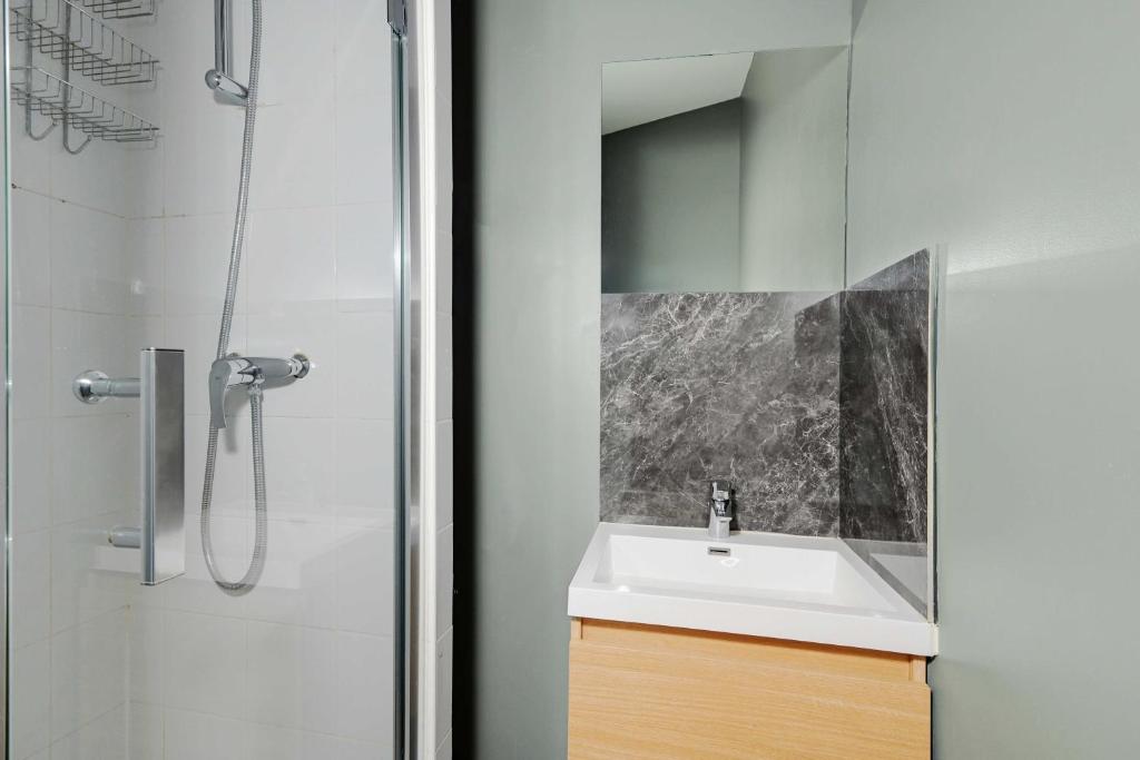 Charming Studio 2P - Near Canal Saint-Martin - 5