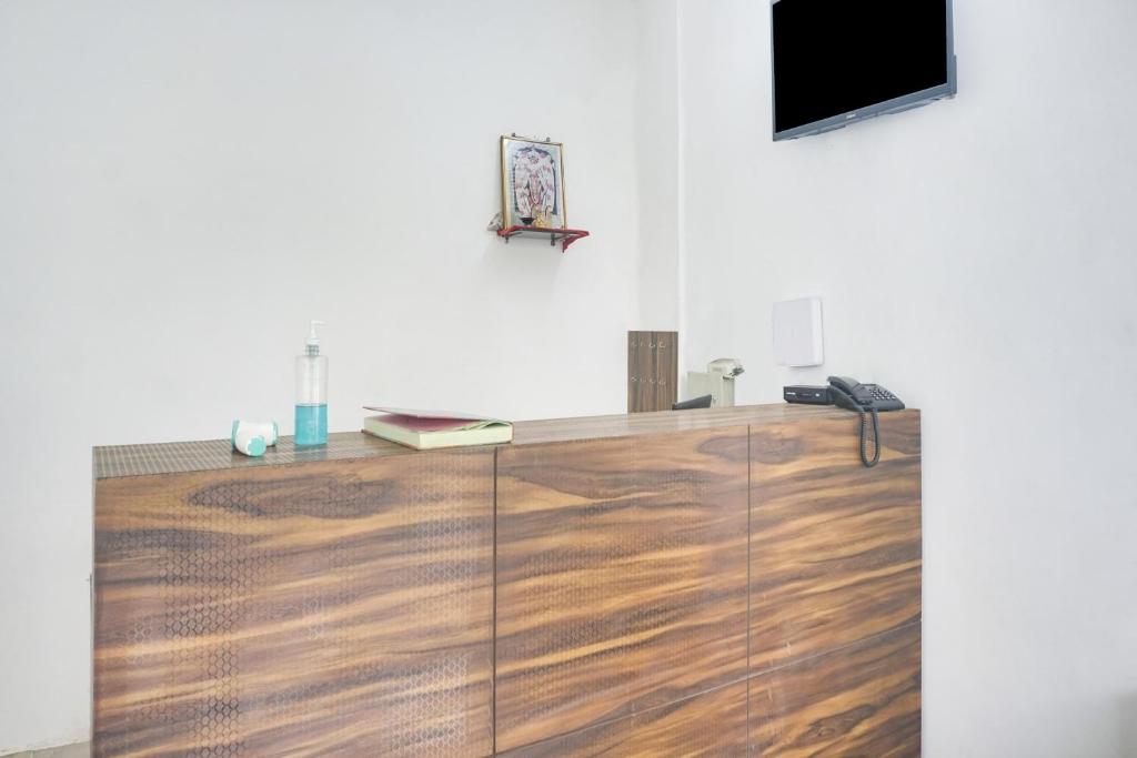 Hotel O Shanaya Inn フロント・ロビー