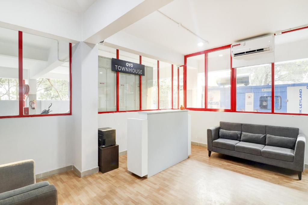 フロント・ロビー