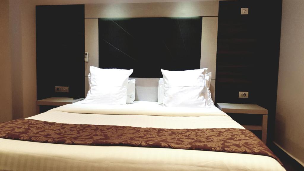 Grand Hotel Central Conakry photo