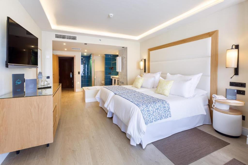 Gran Tacande Wellness & Relax Costa Adeje — Costa Adeje, Canary Islands