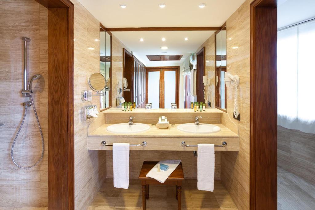 Gran Tacande Wellness & Relax Costa Adeje — Costa Adeje, Canary Islands