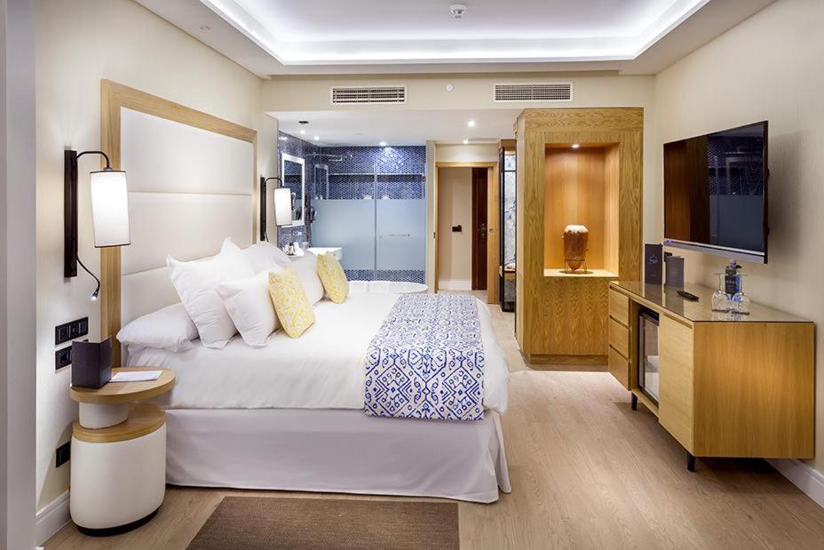 Gran Tacande Wellness & Relax Costa Adeje — Costa Adeje, Canary Islands
