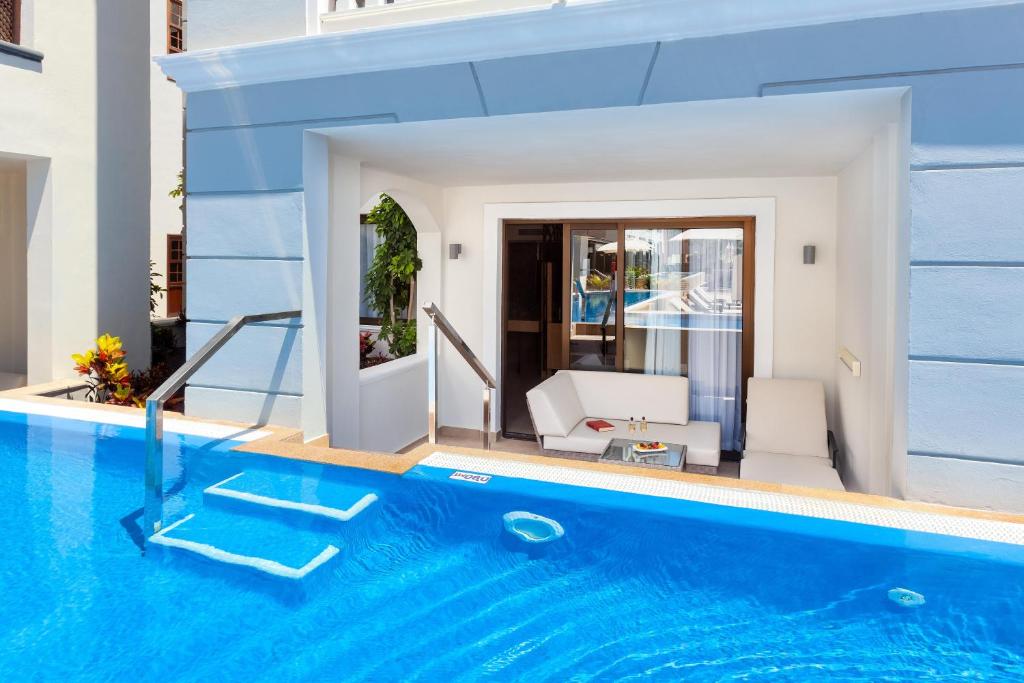 Gran Tacande Wellness & Relax Costa Adeje — Costa Adeje, Canary Islands
