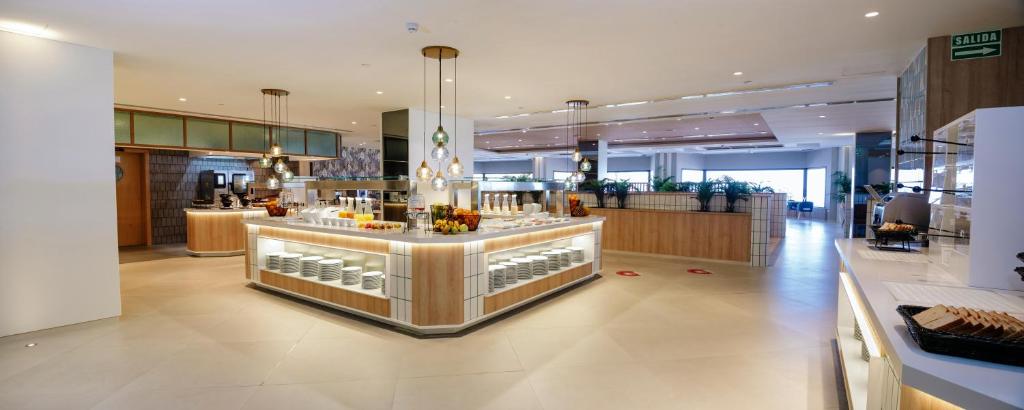 Hotel Cristina by Tigotan Las Palmas - Adults Only — Restaurant & bars in Las Palmas, Canary Islands