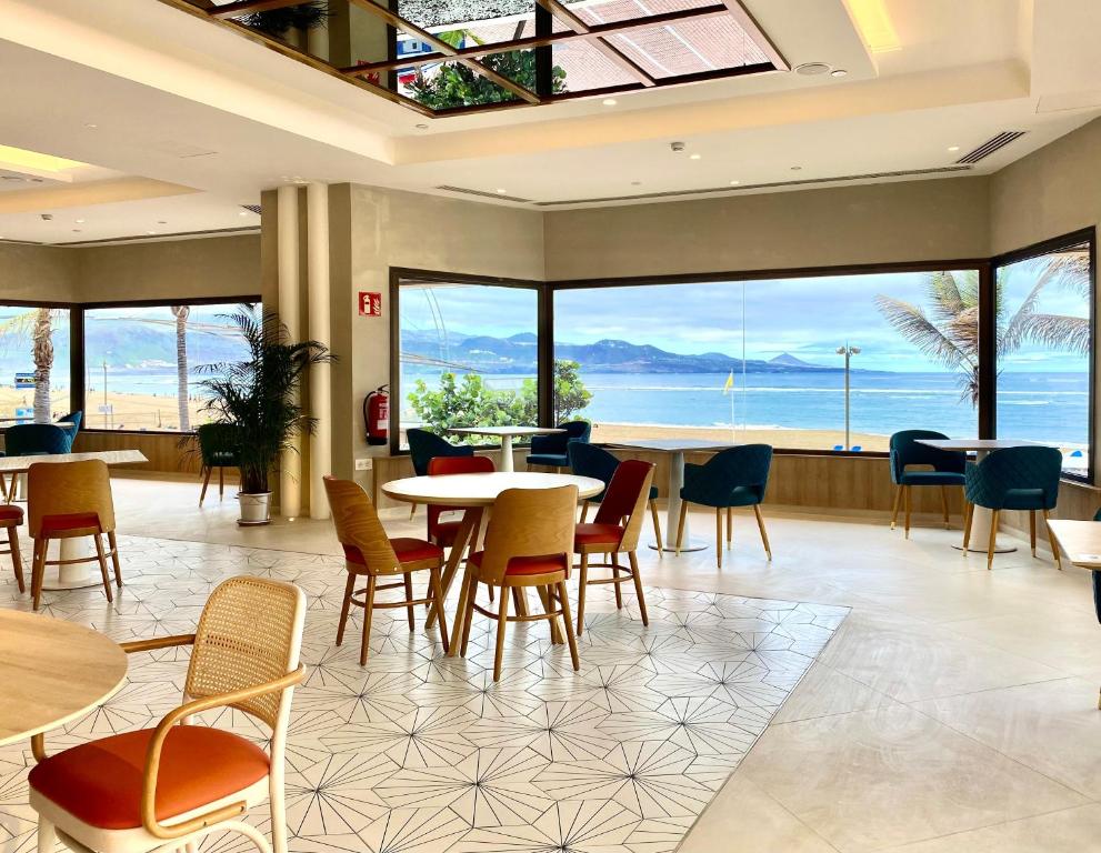 Hotel Cristina by Tigotan Las Palmas - Adults Only — Restaurant & bars in Las Palmas, Canary Islands