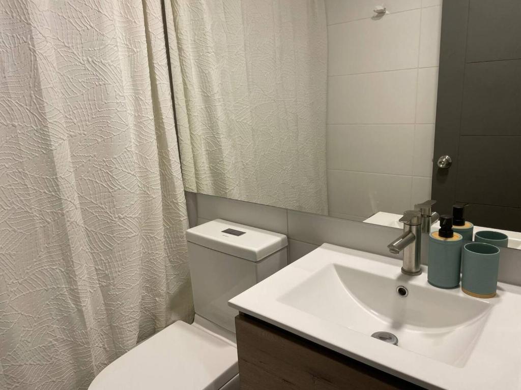 Hermoso Departamento en Ñuñoa con Estacionamiento - 2