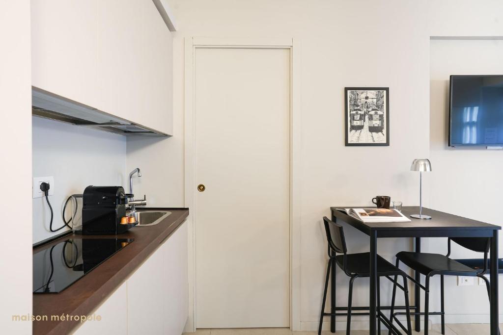 Accademia Central Apartment - 4