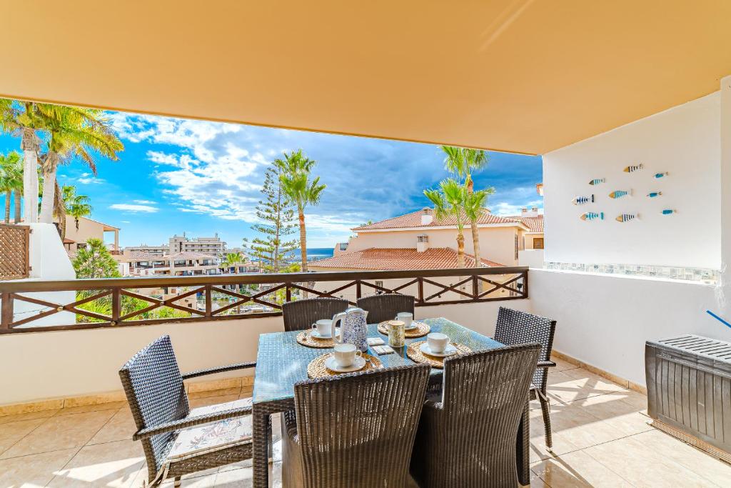 2 bedroom sea view Albatros - 1