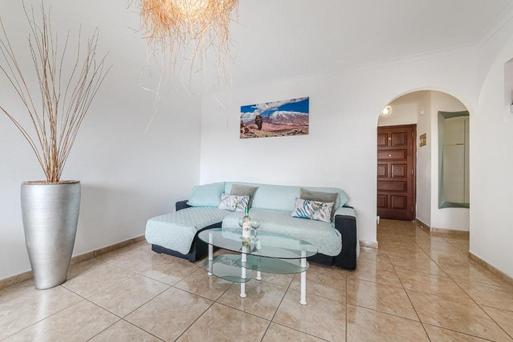 2 bedroom sea view Albatros - 2
