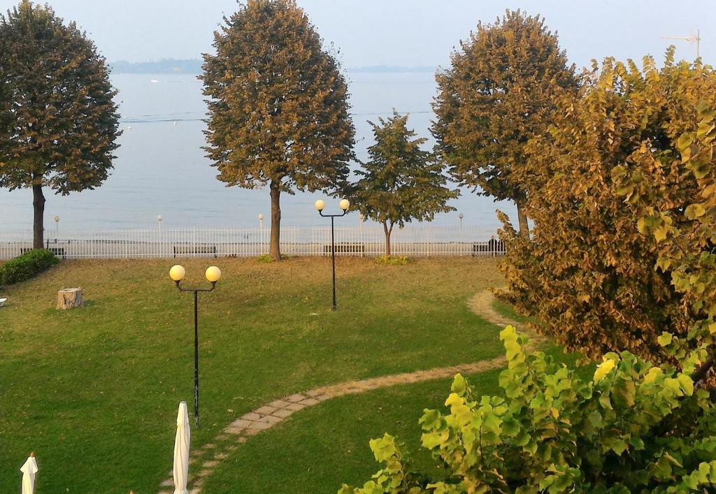 Hotel Stella del Benaco photo