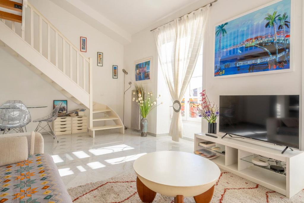Stunning Duplex place Masséna 2 mins walk from beaches - 4
