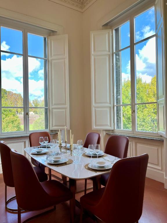 Luxury apartment with large terrace and jacuzzi next to famous historic walls of Lucca - 3