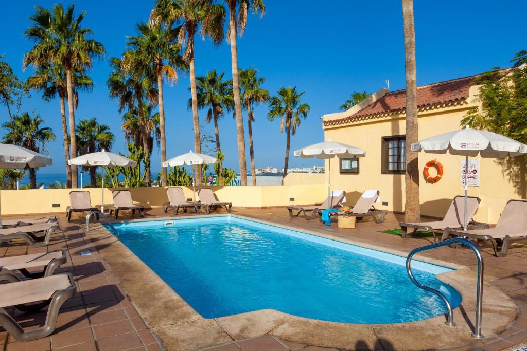 Tagoro Family & Fun Costa Adeje — Swimming pool in Costa Adeje, Canary Islands