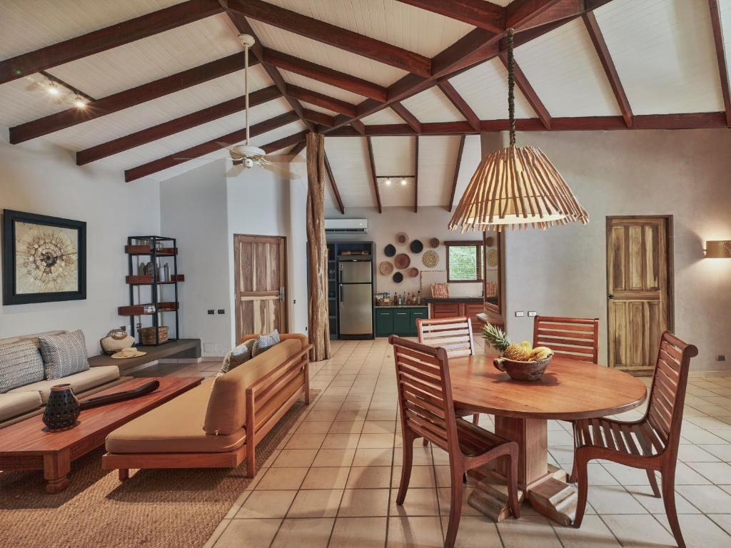 Exterior view, Cala Luna Boutique Hotel & Villas in Tamarindo