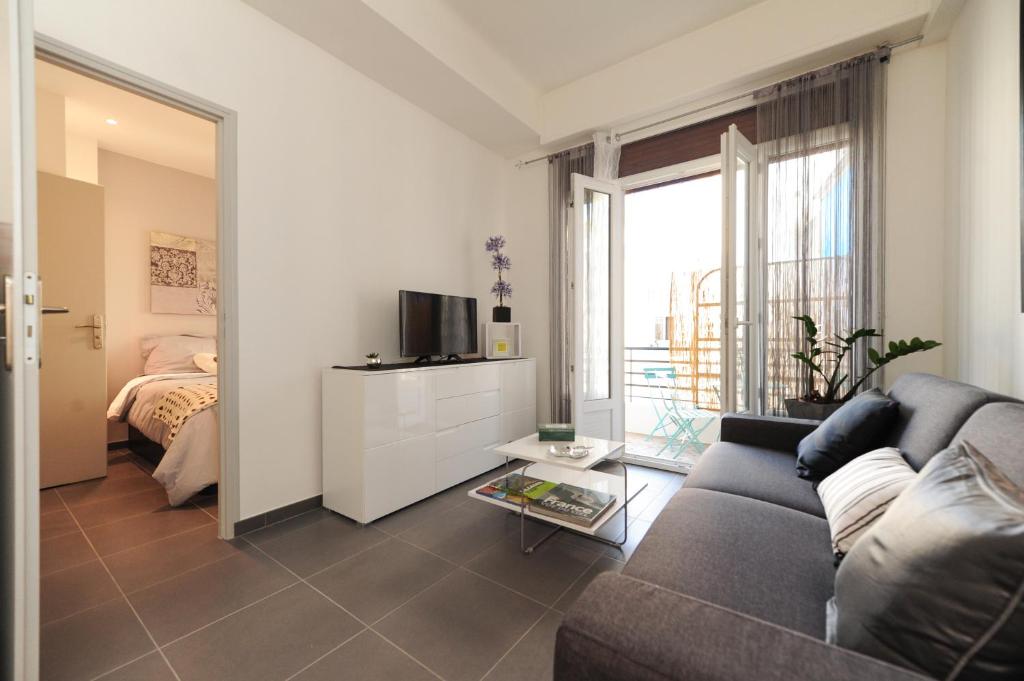 One-Bedroom Apartment, Suite Imperazur Five stars Holiday House in Nice