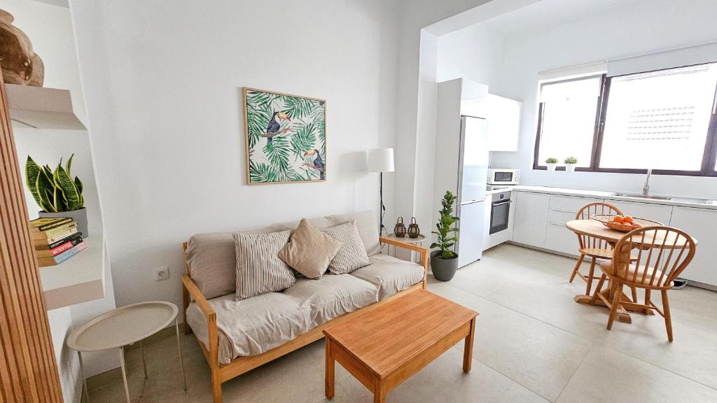 Arrecife Central & Comfy Flat - 3