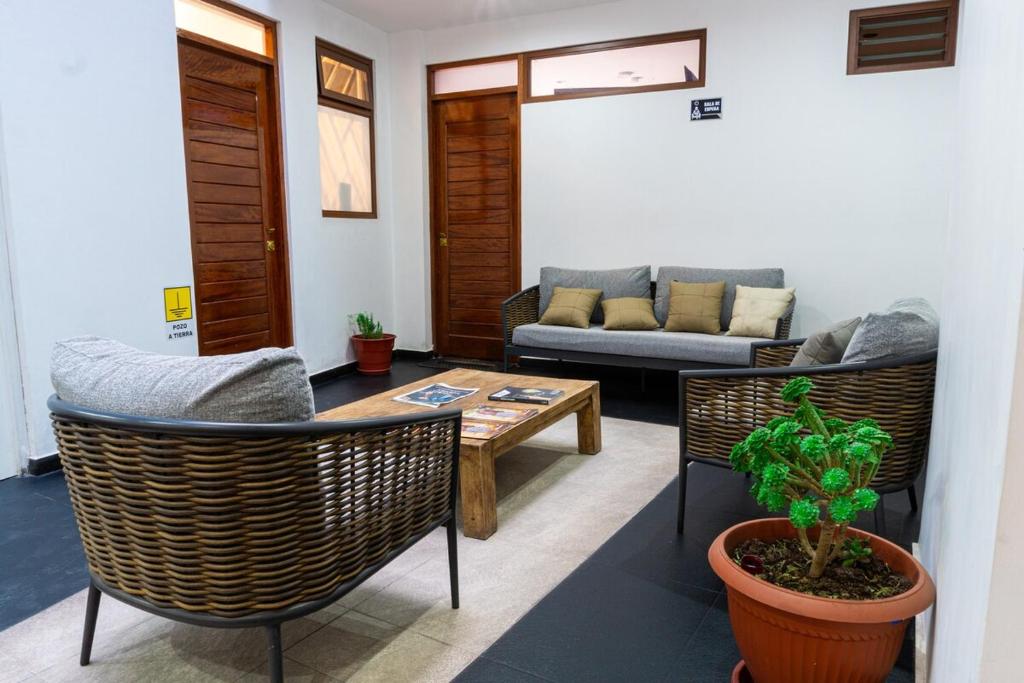Lama Vista Living 302 - 1