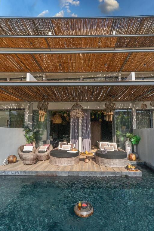 Nuju Rentals - BeUtiful Apartments with Swimout-Gym-Rooftop-Pool - 3