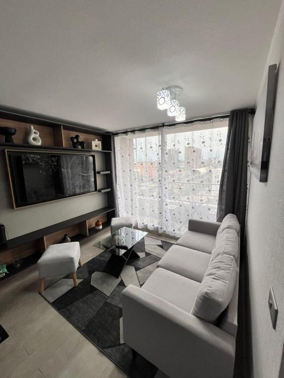 Moderno departamento en Macul con ubicación privilegiada - 2