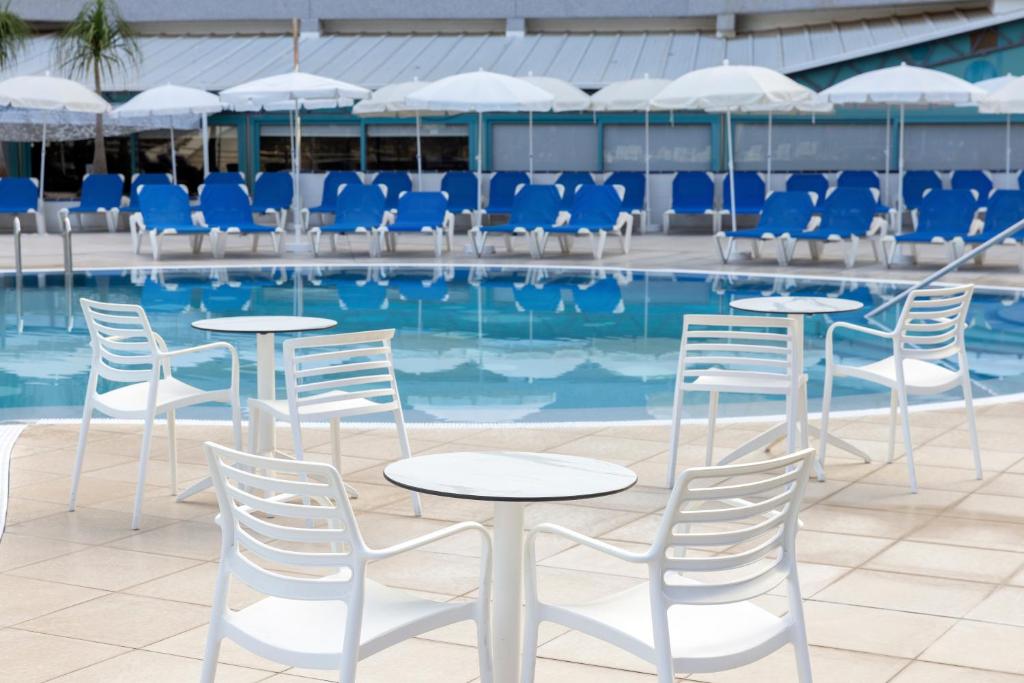 Alua Tenerife — Swimming pool in Puerto de la Cruz, Canary Islands