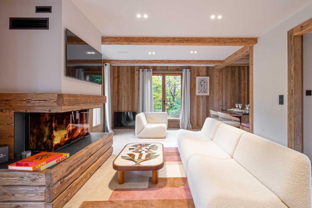 Superb Chalet Isatis-renovated in Megeve - 2