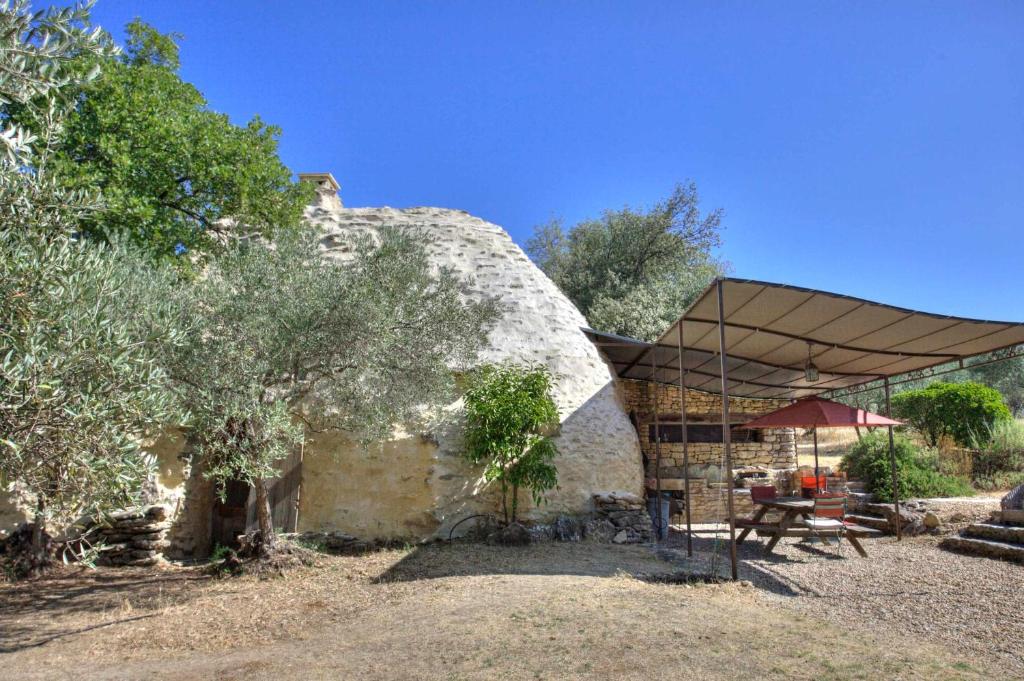 Bergerie provencale, 4 personnes, piscine - 2