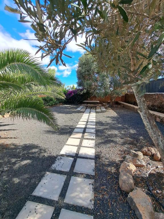 Villa Volcanes, Big House, Gardens Heated Pool - 3