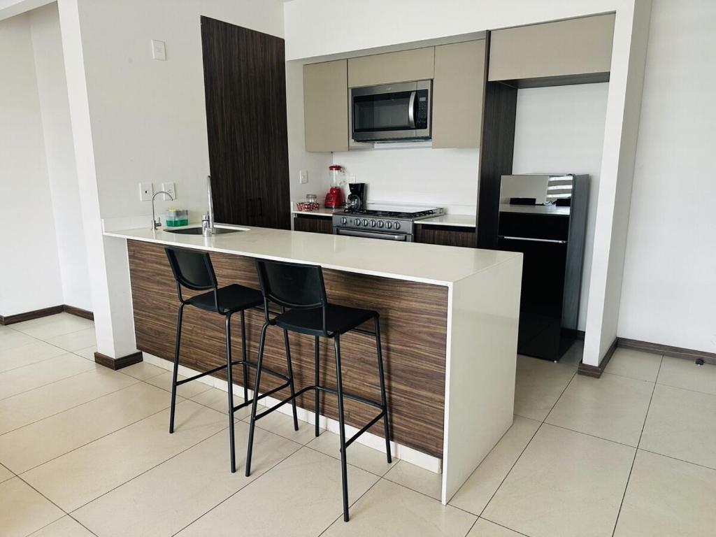 Hermoso Departamento frente a Midtown con Parking - 5