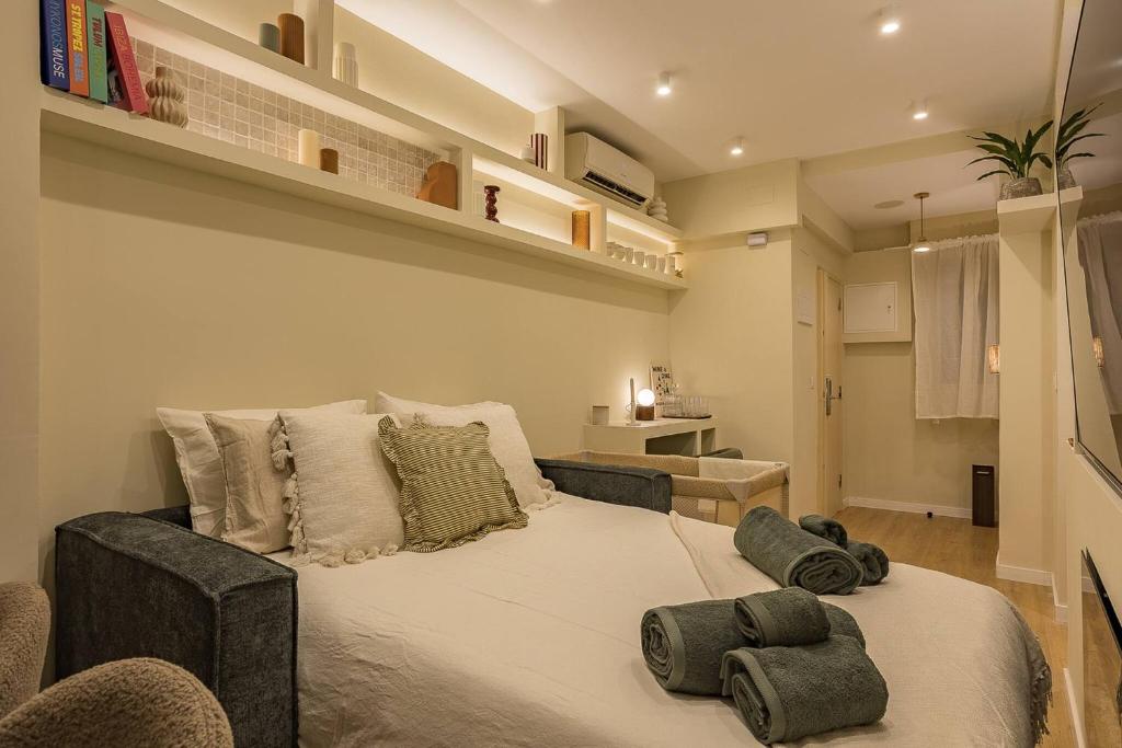 Bright Apartment in Barcelona - 3