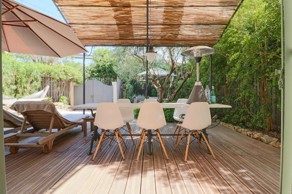 Charming Cottage at 200m from Beach - 1