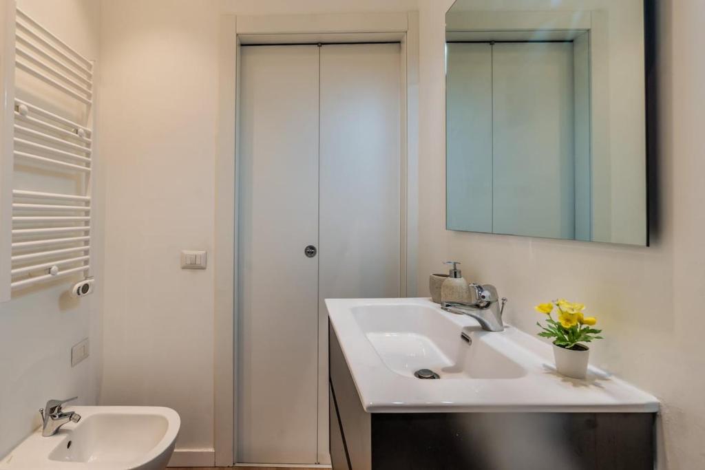 Central Station - Private Terrace, Netflix & Wi-Fi - 5
