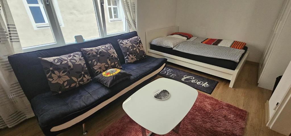 Room in Würzburg city center - 3