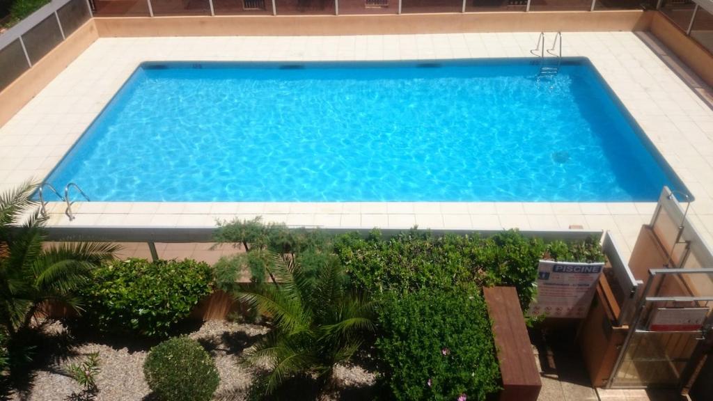 Studio à deux pas du port avec piscine - 3