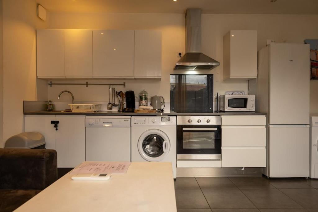 My House Lyon 8, Familiale -climatisation-Metro - 5