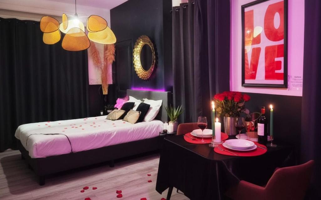 Suite Passion - Jacuzzi privé - Table massage - 4