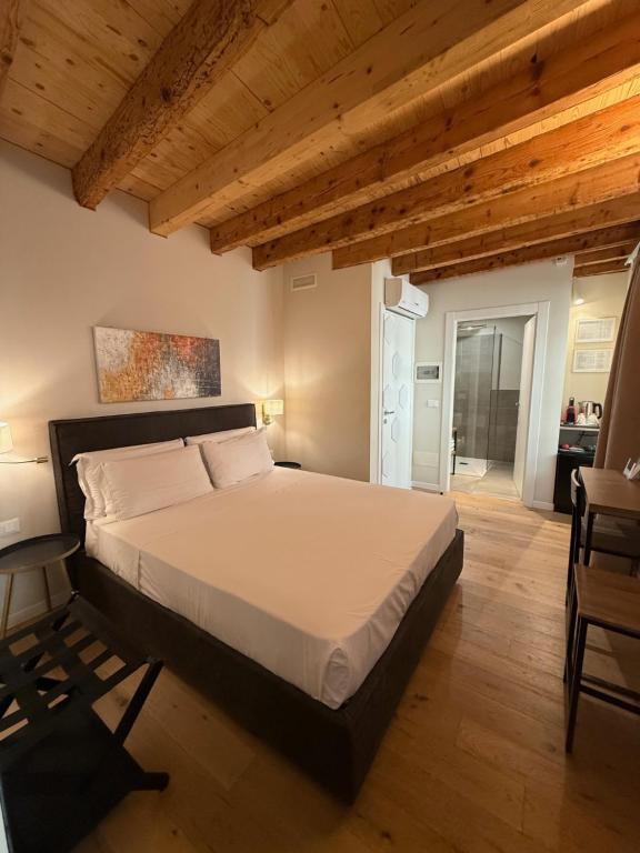 Malvezzi24 Boutique Rooms - 5
