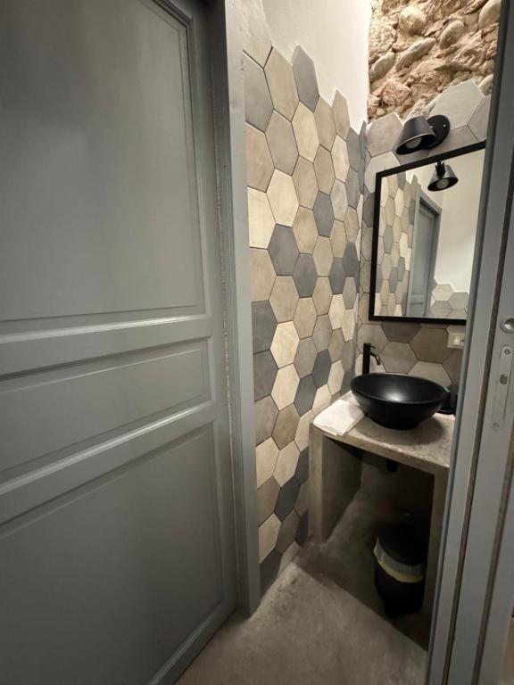 BECKET VERONA FLAT - 2