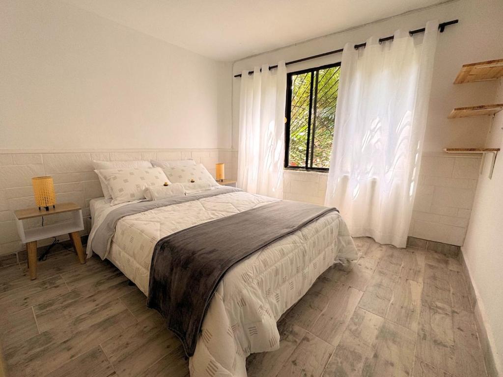 Casa Alba, El Poblado - 1