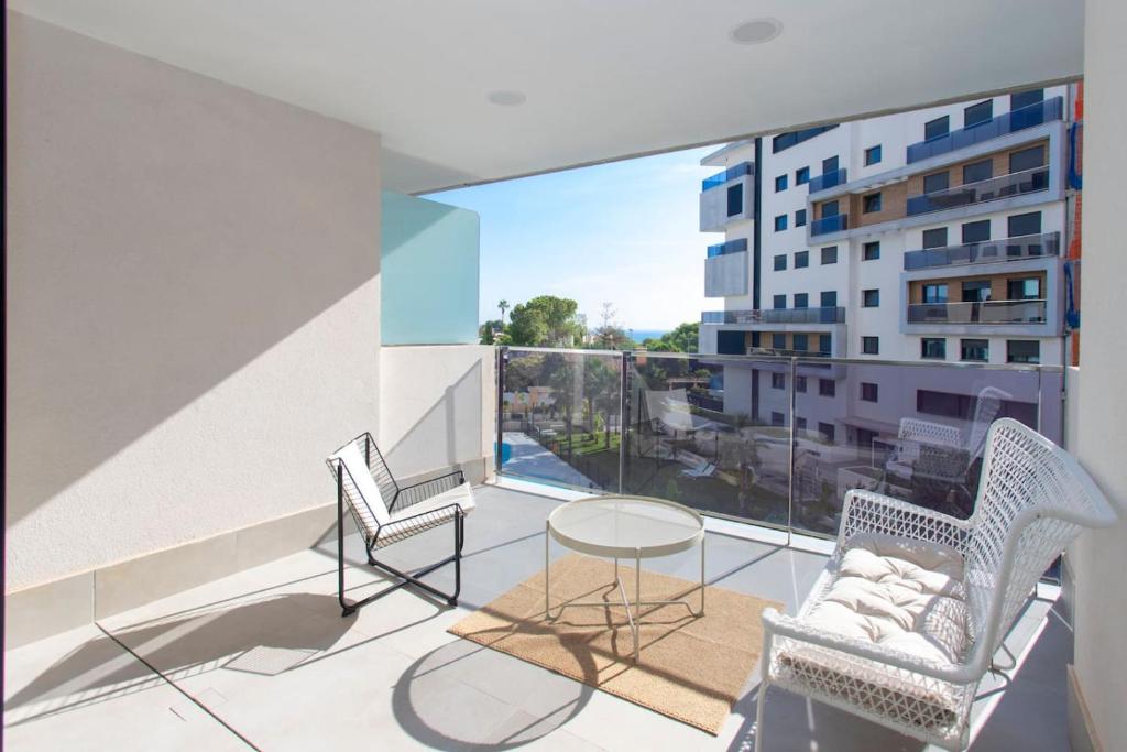 Modern Luxury, Sea View Terrace, Heated Pool, Gym - 1