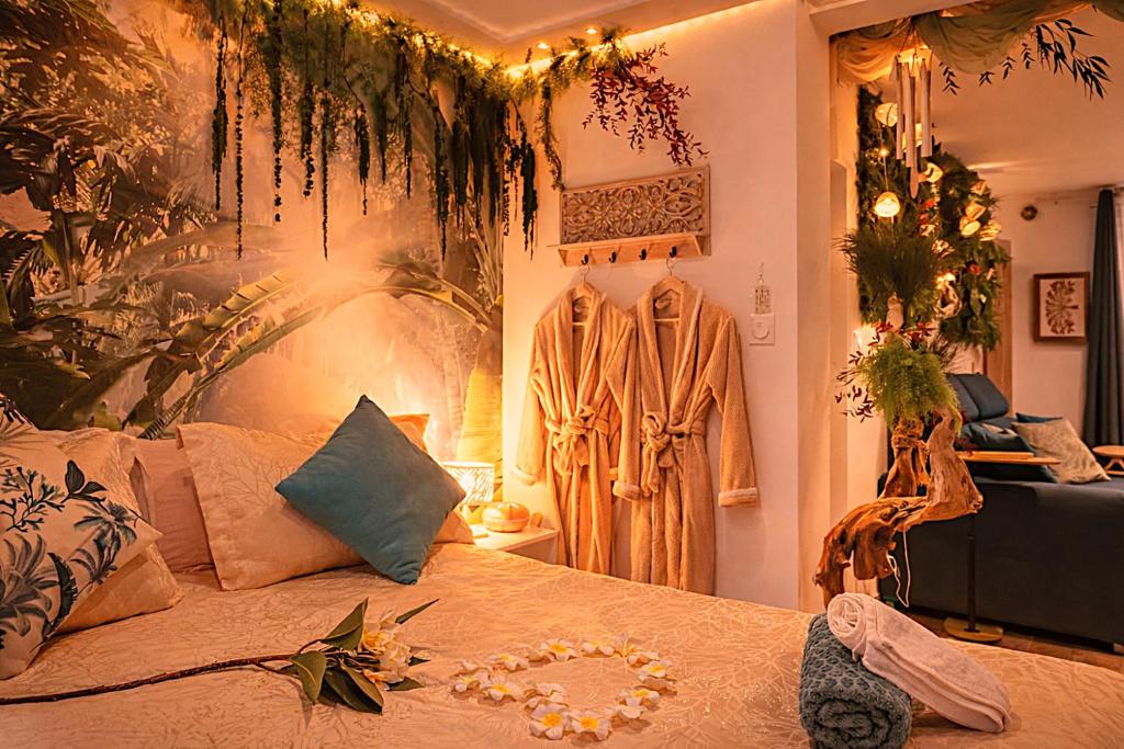 Jungle Spa - Cocon tropical et romantique avec balnéo en plein coeur de Pézenas ! - 5