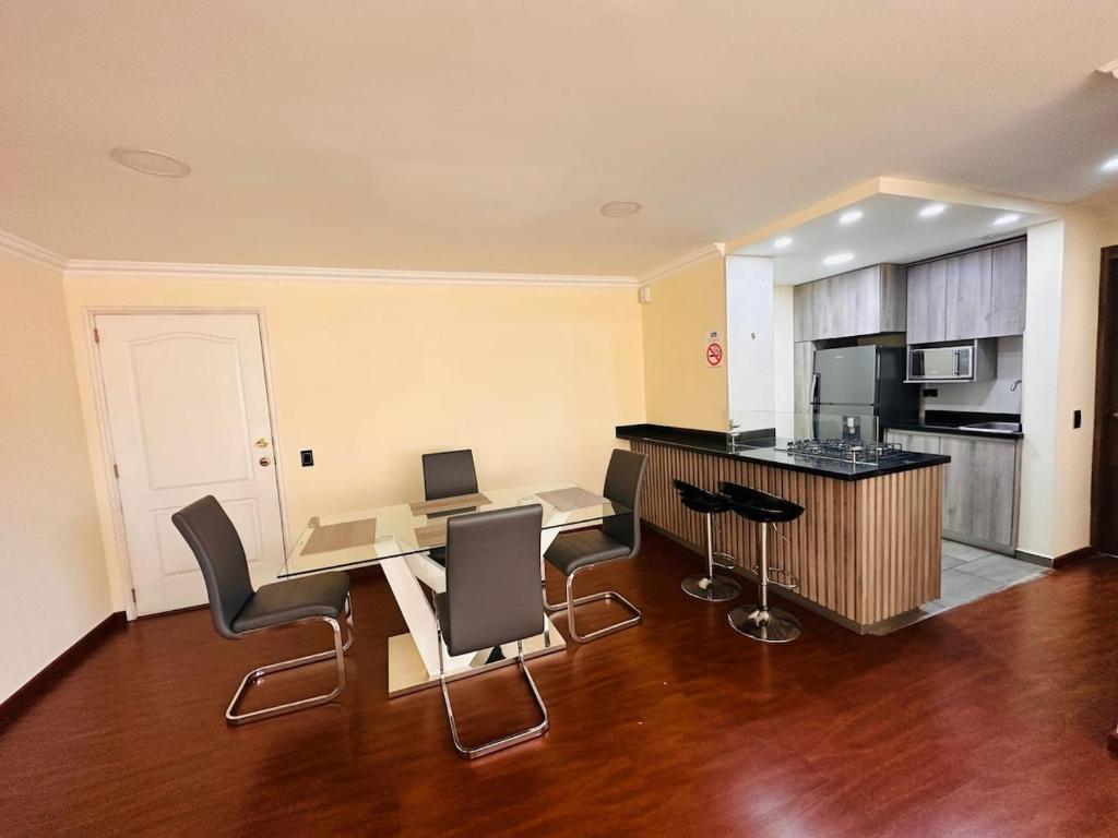 Modern Suite w Pool Republica de El Salvador - 5