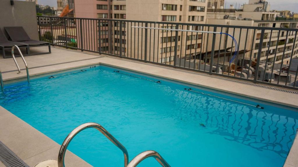Modern Apartment with Terrace | Steps from Movistar Arena & Barrio Universitario | Up to 4 Guests - 3