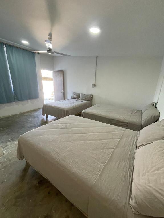 habitación para 6 personas - 5