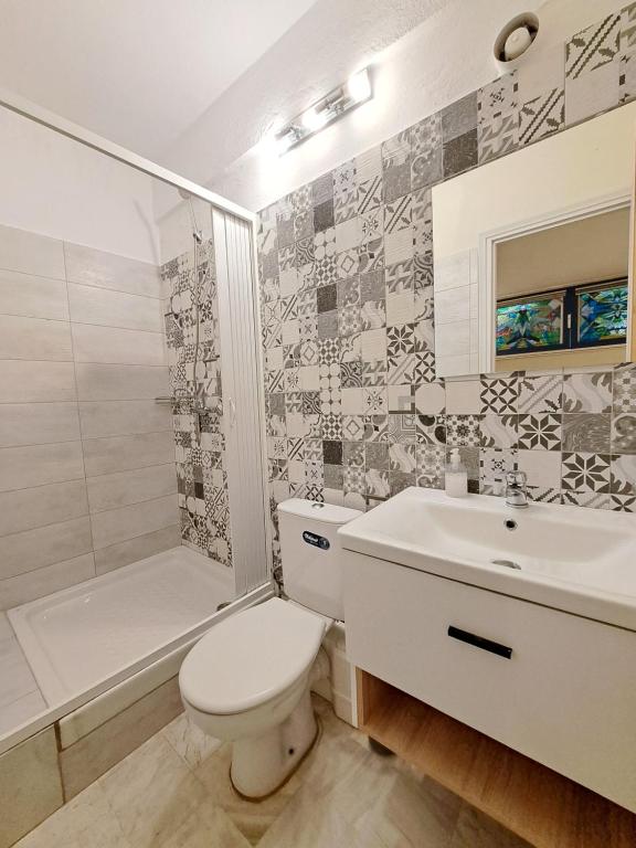 Nomads Rooms
