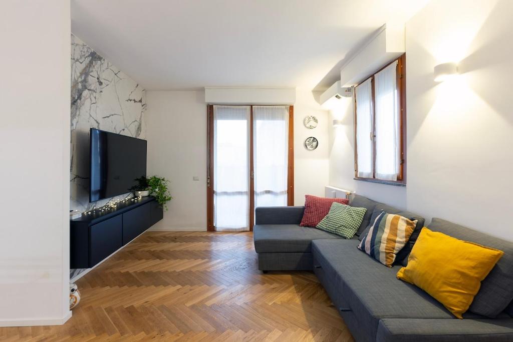 Casa Rosenfeld - Milan M3 PRADA - 1