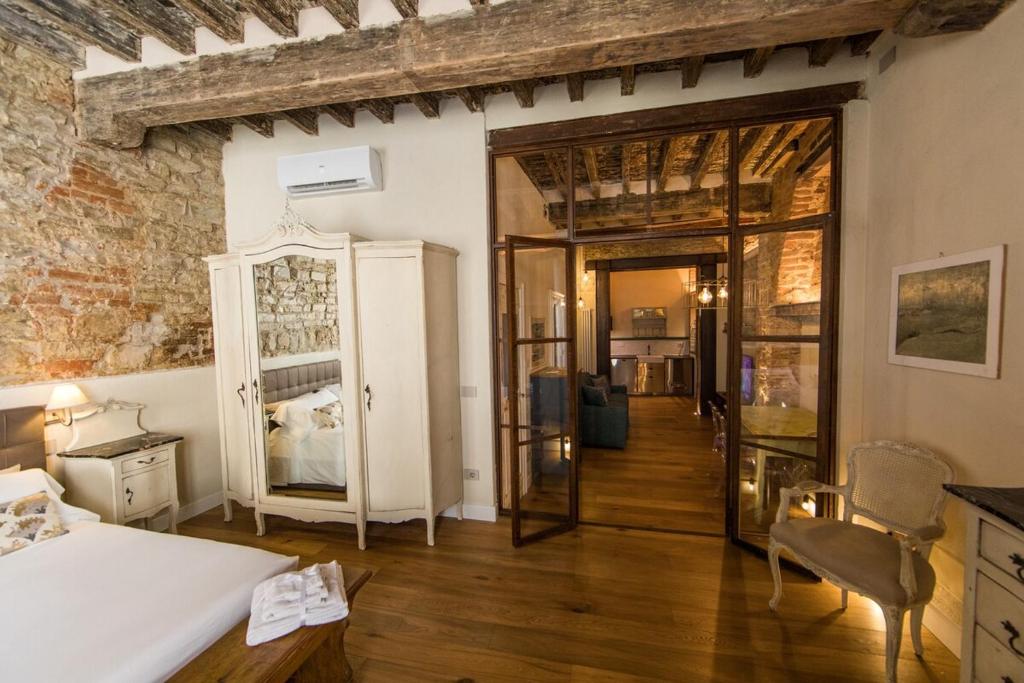 Irene's Home San Niccolò Boutique Design Apartment - 3