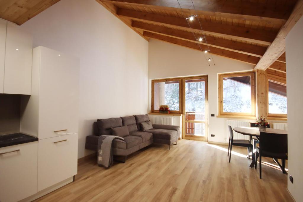 Penthouse with view 2 bedrooms free parking - 2