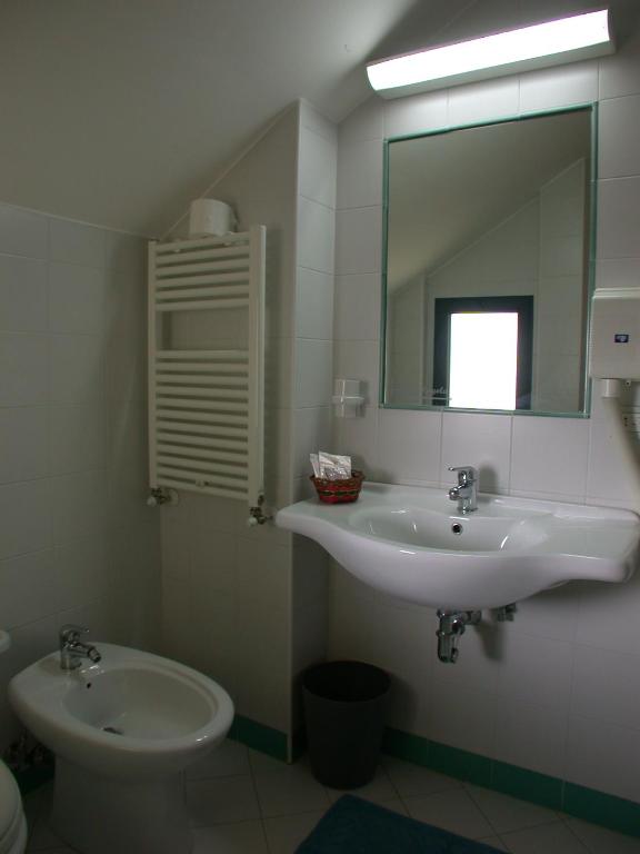 Hotel La Pergola photo